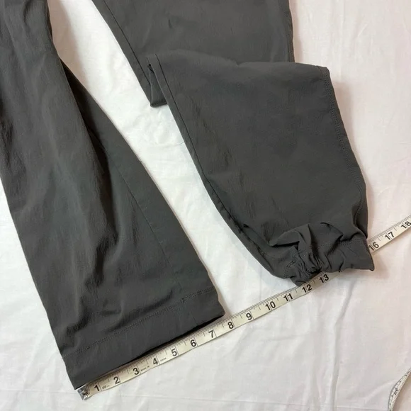 Athleta Woman’s Gray Pants Size 12 - Picture 12 of 14